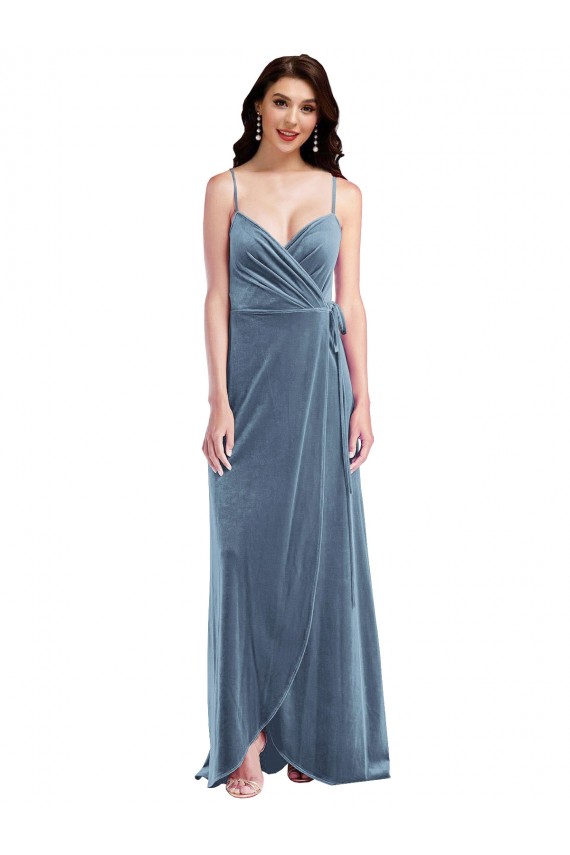 Vendedor de Amor Veludo Elástico Sem Mangas Lombar Azul Empoeirado Vestidos de Madrinha / Vestidos de Festa